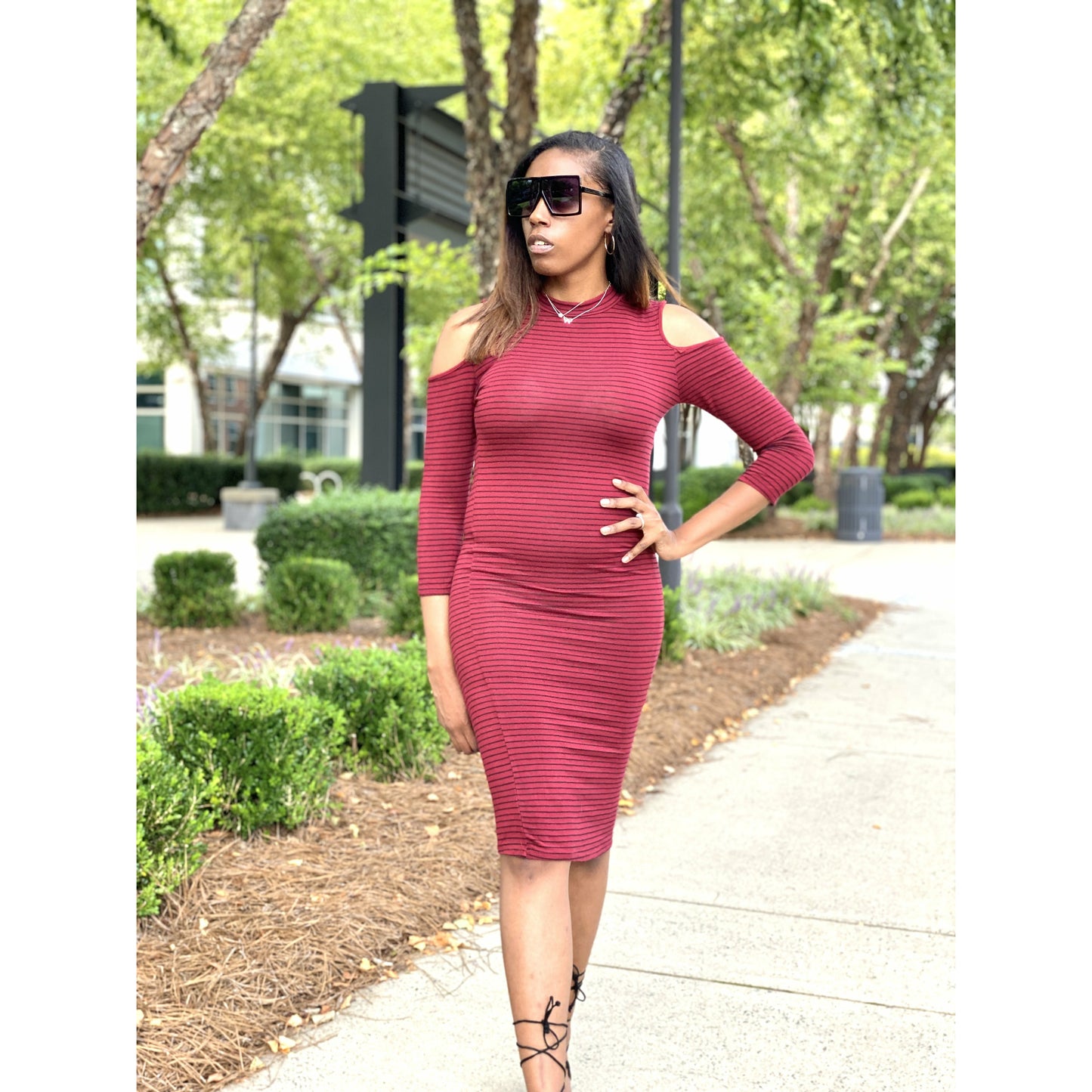 Peak Me Open Shoulder Dresses - Burgundy/Black